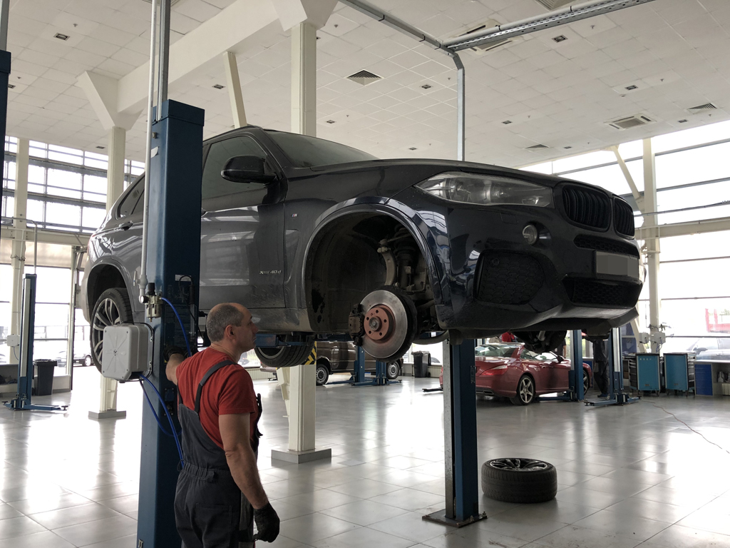 Замена колодок BMW X3